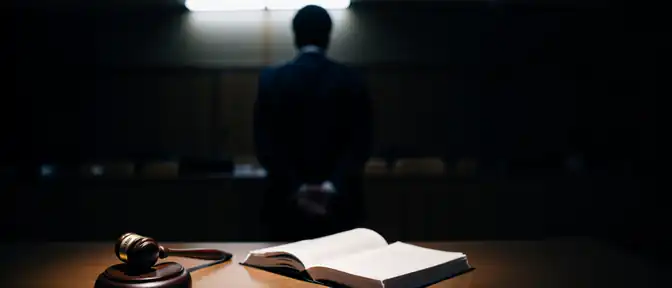 Цена «неправильных» книг: экс-главу Popcorn Books обязали выплатить государству миллионы